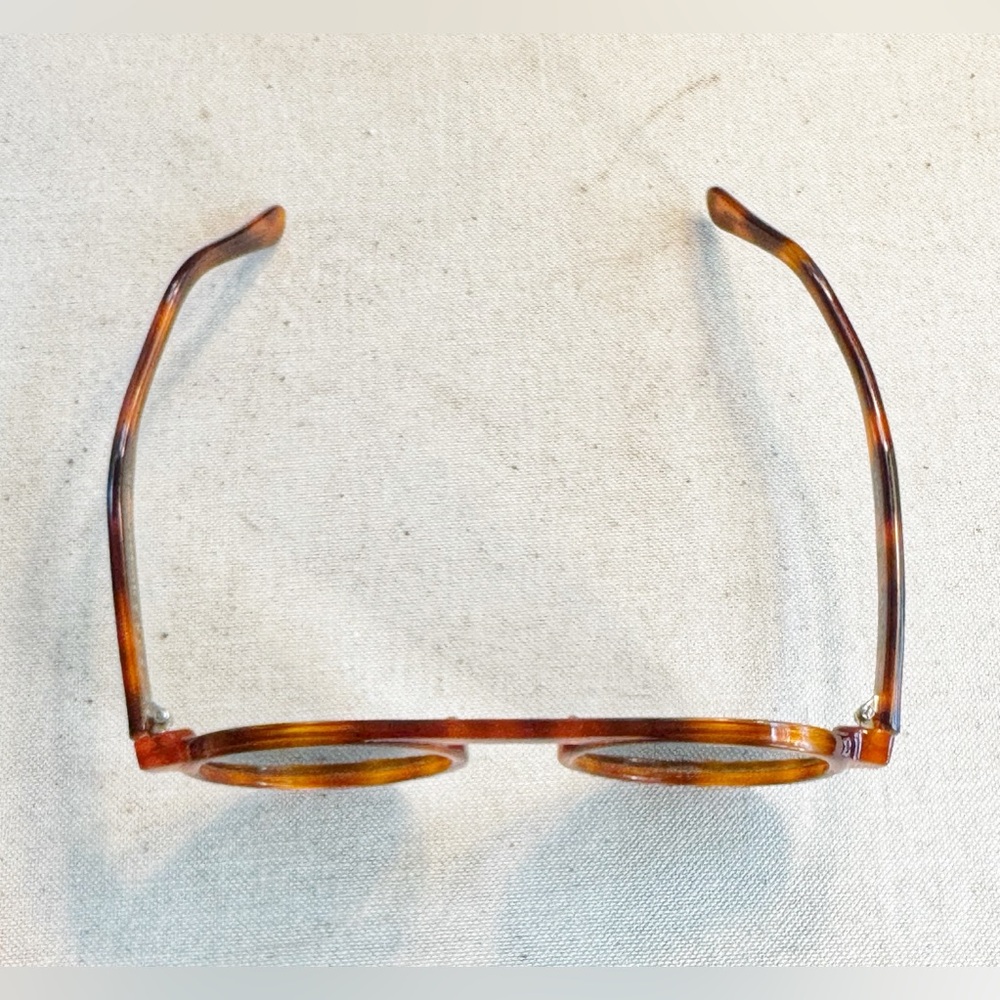 Fora Sunglasses, Brown Tortoise, Flat Profile - Picture 2 of 12